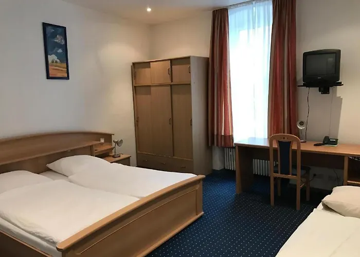 宾馆 Gaestehaus Hein