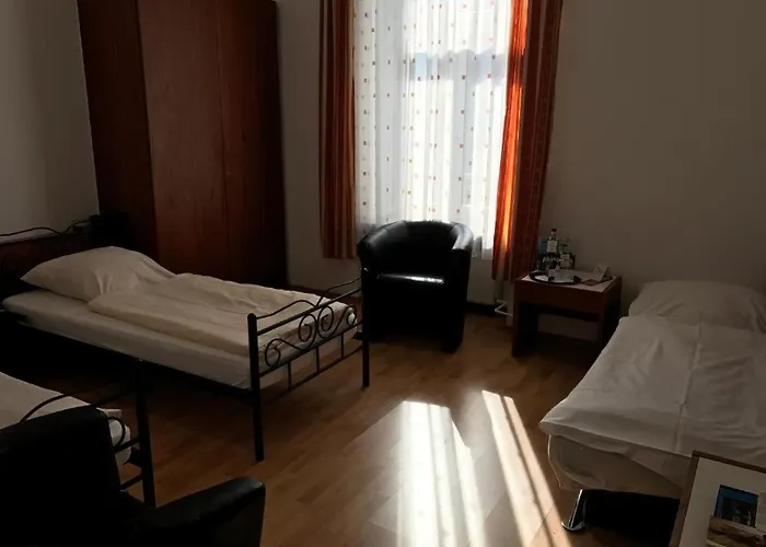 宾馆 Gaestehaus Hein